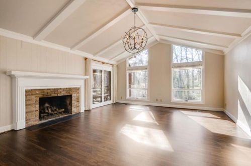 8180 Innsbruck Dr, Atlanta GA 30350-4312 exterior