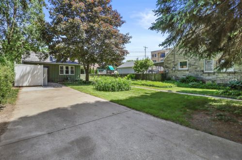 2328 85, Milwaukee WI 53226-1909 exterior