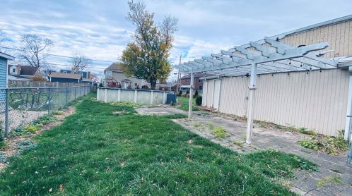 492 Emroy Ave, Elmhurst IL  60126-2019 exterior