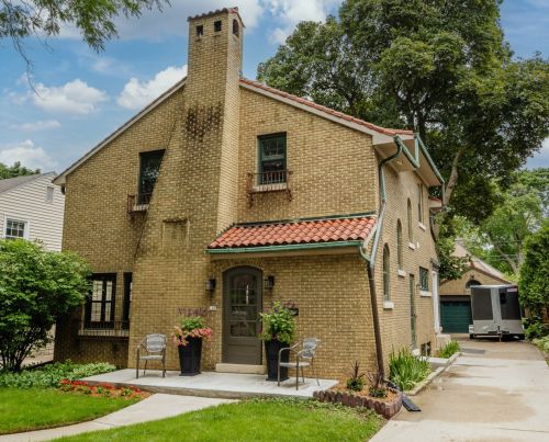 168 89th St, Milwaukee WI  53226-4502 exterior