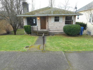 8317 Wolcott Ave, Seattle, WA 98118-4751