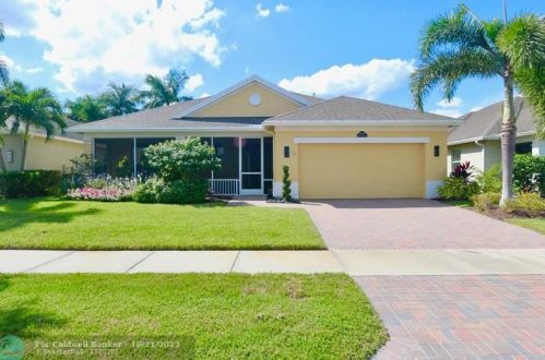 10491 Waterway Ln, Fort Pierce, FL 34987-2471