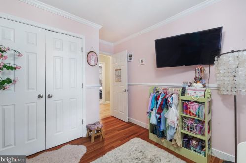 636 Bunch Ave, Glen Burnie MD 21060-6940 exterior