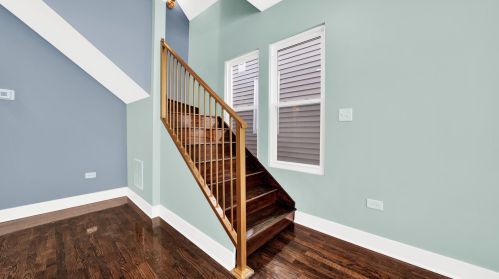 2052 68 Pl, Chicago IL 60629-4126 exterior