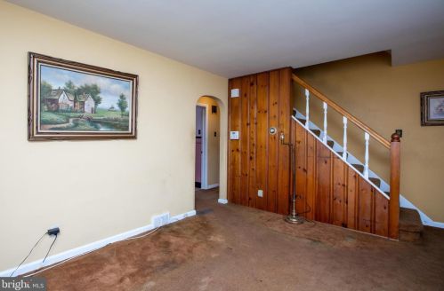 873 Independence Ave, Trenton, NJ 08610-4231