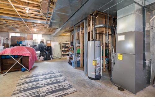 4023 Mcree Ave, Saint Louis MO 63110-2425 exterior