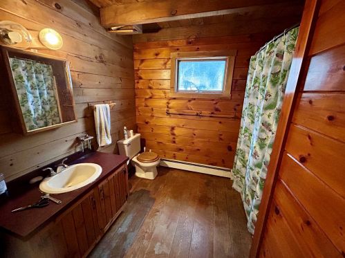 370 Timbertop Rd, New Ipswich NH  03071-3019 exterior