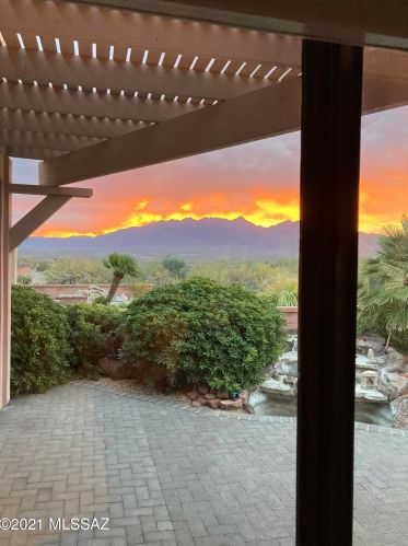 1625 Mariquita St, Green Valley AZ 85622-5602 exterior