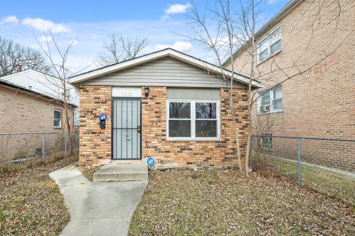 1212 109th St, Chicago, IL 60643-3705