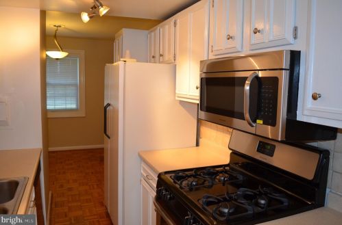 8902 16th St, Silver Spring MD 20910-2231 exterior