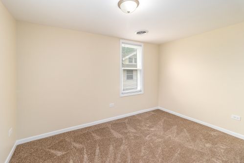 101 Eastern Ave, Joliet IL 60433-1034 exterior