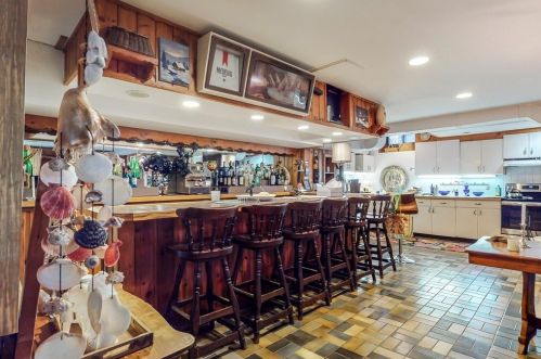 903 Beacon St, Boston MA exterior