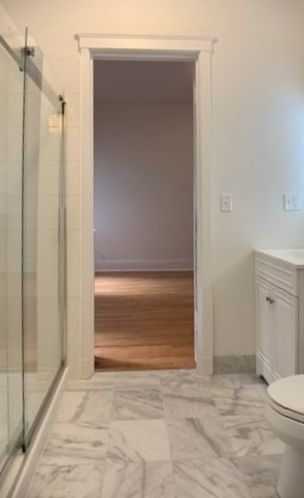 415 Surf St, Chicago IL 60657-6106 exterior