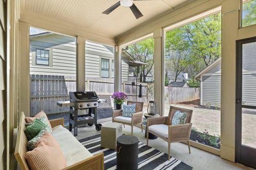 112 Clay St, Atlanta GA  30317-2119 exterior