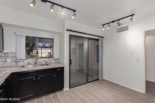 9810 2 St, Tucson AZ 85716-4308 exterior