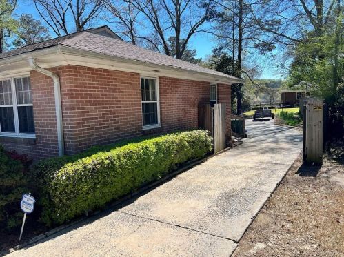 850 Bank St, Smyrna, GA 30080-3327