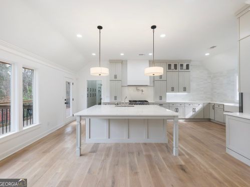 690 Amberidge Trl, Atlanta GA 30328-2812 exterior