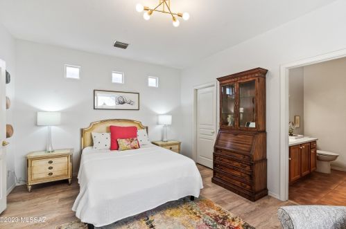 5245 Civano Blvd, Tucson AZ  85747-5744 exterior