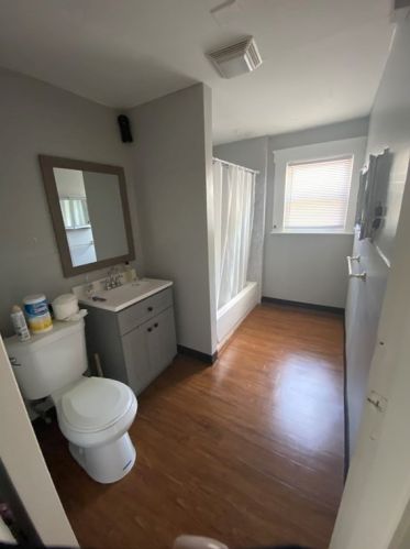 31 Vernon St, Worcester MA 01610-1996 exterior