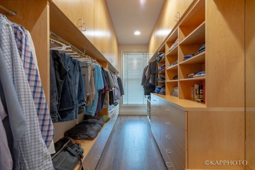 2252 Racine Ave, Chicago IL 60614-2110 exterior