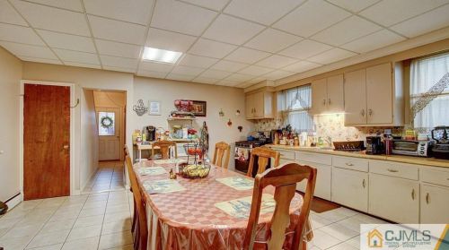 24 Chrome Ave, Carteret NJ 07008-3401 exterior