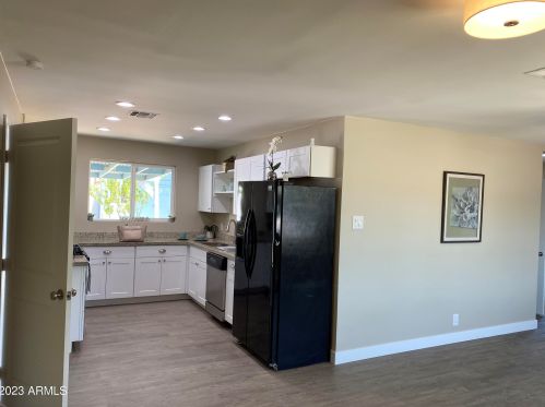 3521 45 Ave, Phoenix AZ 85035-2305 exterior