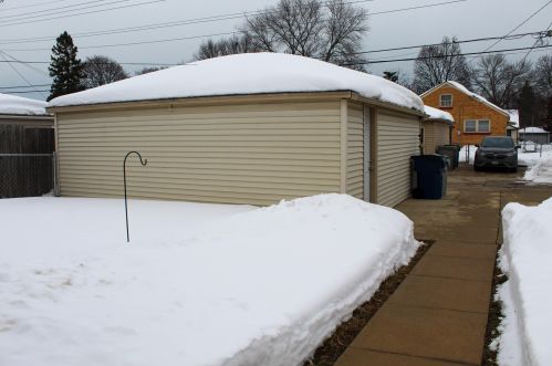 4940 65, Milwaukee WI 53220-4502 exterior