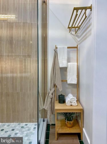 3016 Thayer St, Washington DC  20018-2505 exterior