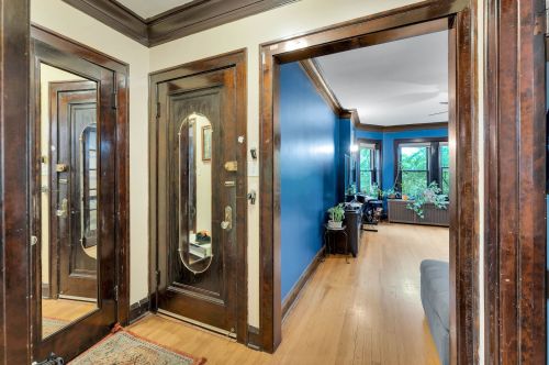 5442 Berteau Ave, Chicago IL 60641-1311 exterior