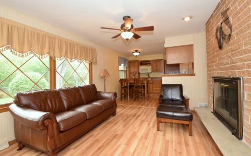 6894 Park Mnr Dr, Milwaukee WI 53224-4638 exterior