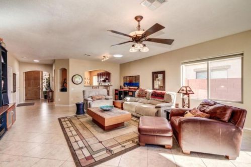 885 Indian Wells Pl, Chandler, AZ 85249-6958