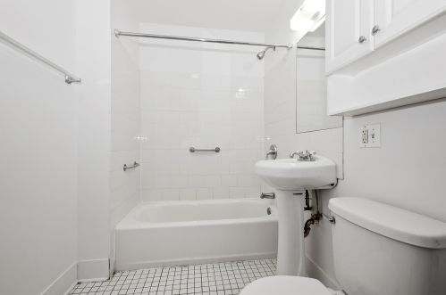 11218 Indiana Ave, Chicago IL  60628-4957 exterior