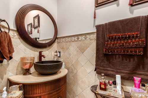 13816 18th St, Phoenix AZ 85022-2878 exterior