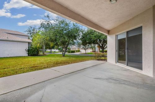 16346 Ashington Park Dr, Tampa FL 33647-2639 exterior