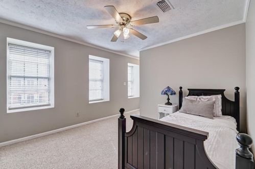 3 Iron Bound Pl, Atlanta GA 30318-1424 exterior