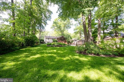 1803 Cool Spg Dr, Alexandria VA 22308-1630 exterior