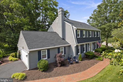 3600 Riverwood Rd, Alexandria, VA 22309-2723