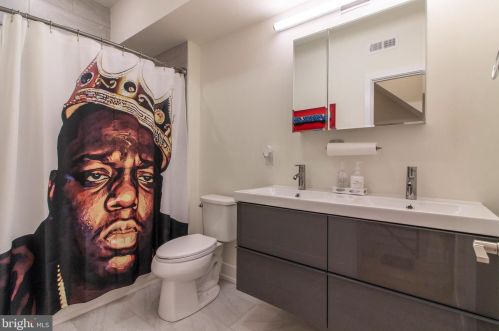 1447 28 St, Philadelphia PA 19121-3619 exterior