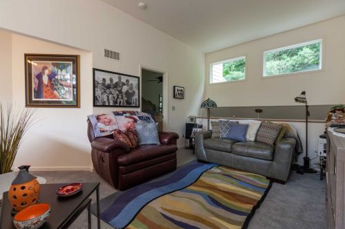 204 Dogwood Ct, Poughkeepsie NY exterior