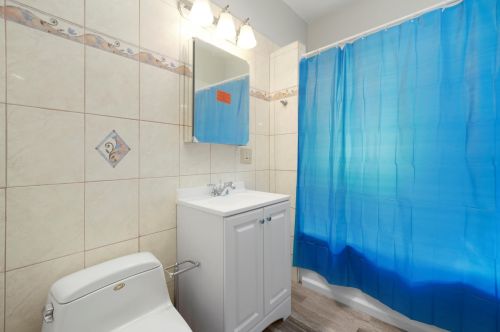 2312 Moody Ave, Chicago IL 60638-3545 exterior