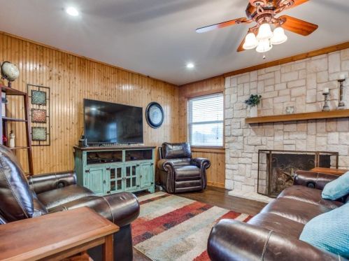 1690 Davy Ln, Denison TX  75020-0612 exterior