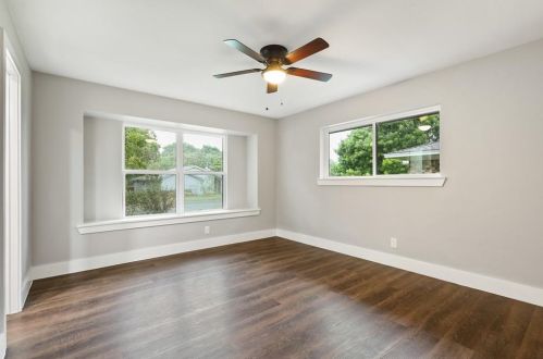 11032 Carissa Dr, Dallas TX  75218-1366 exterior