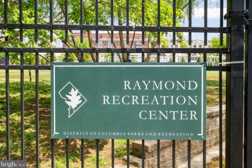 502 Randolph St, Washington DC  20011-5906 exterior