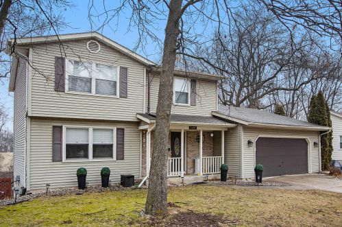 4492 Briarhill Dr, Kalamazoo, MI 49024-8131