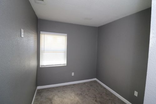 871 High St, Turlock CA 95380-5242 exterior