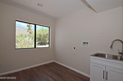 5837 Paseo Ventoso, Tucson AZ  85750-1131 exterior