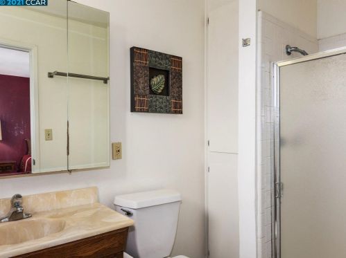 4824 Cherokee Dr, Concord CA 94521-2119 exterior