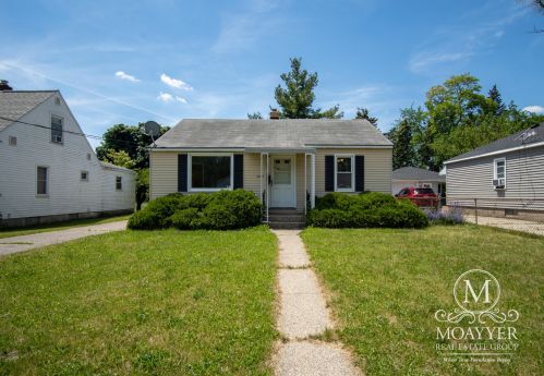 3215 Hillcroft Ave, Grand Rapids, MI 49548-2146