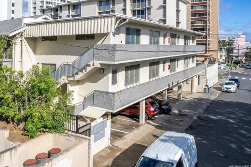 810 Grn St, Honolulu HI 96813-2131 exterior