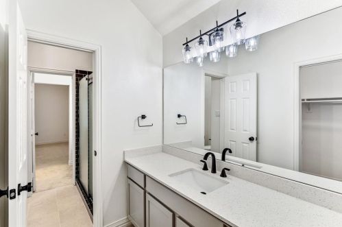 1664 Sagebrush Dr, Frisco TX 75033-7649 exterior